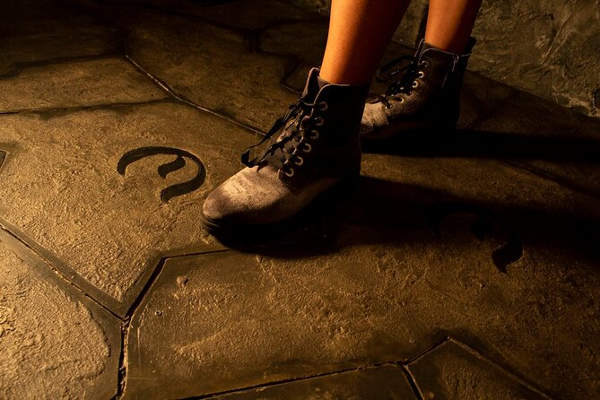 2 Hours Escape Room A Knight To Escape - The medieval roles: knights vs. prisoners (and why it’s more than theme)