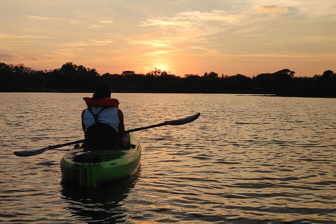 90-Minute Sunset paddle at Secret Lake Guided Kayak Tour in Casselberry - Key things I’d circle before you book