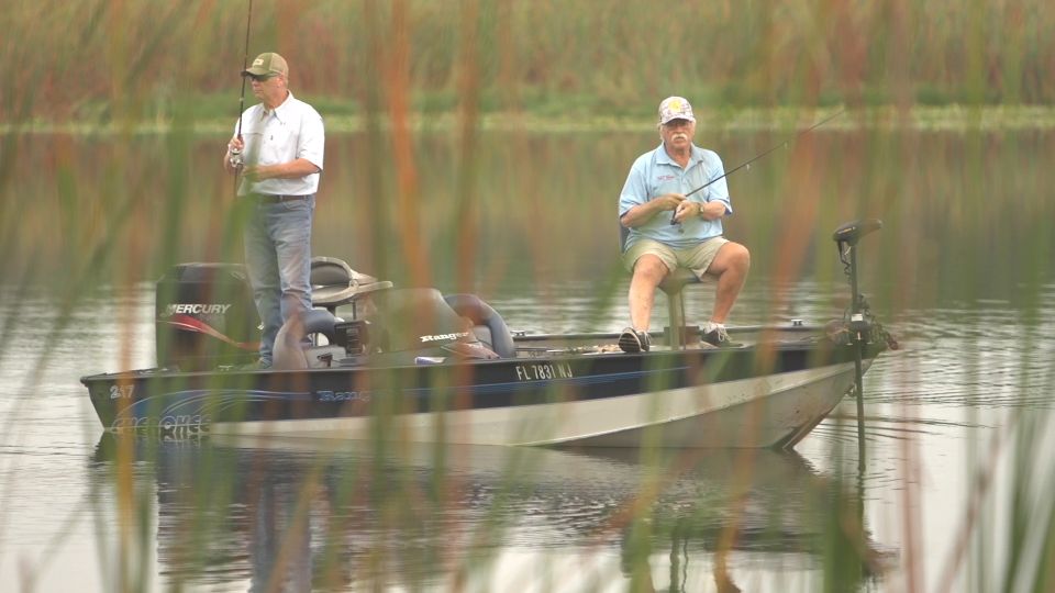 Clermont: Trophy Bass Fishing Experience with Expert Guide - Gear, License, and Drinks: What’s Actually Included