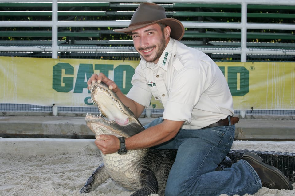 From Orlando: Airboat Tour & Gatorland with Hotel Pickup - Gatorland’s Elevated Boardwalks and Breeding Marsh Views