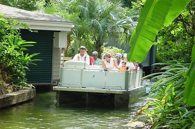 Hello Neighbor! The Mister Rogers Walking Tour + Boat Tour - The story thread on foot: Winter Park as a magnet for the well-connected