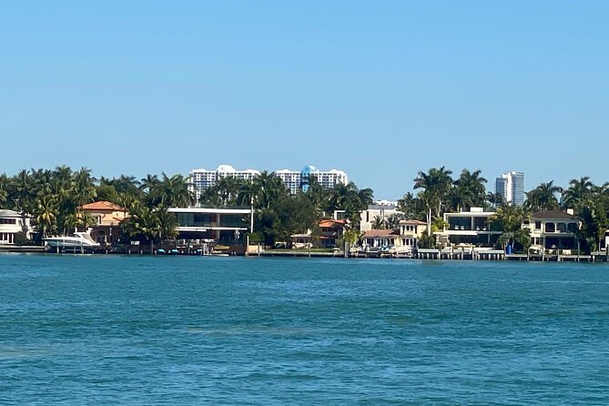Miami Orlando on High Speed train and Millionaire Boat Tour - Bayside Marketplace and the 90-Minute Miami Skyline Cruise