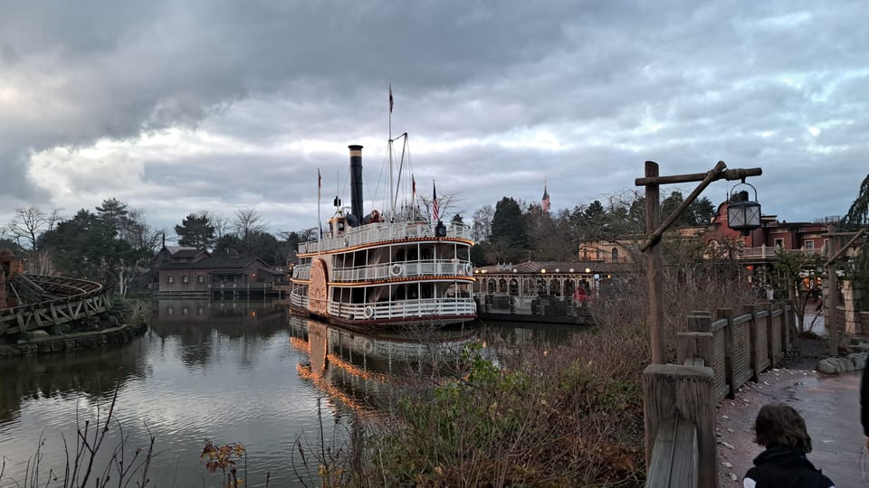 Orlando: Disneyworld and Universal Studios Personal Planner - Key things that make this Orlando planner worth a look