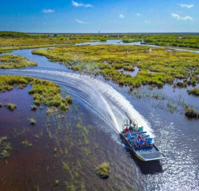 Orlando: Everglades Airboat Ride and Wildlife Park Ticket - The 30-minute (or 1-hour) airboat eco tour on US Coast Guard–approved boats