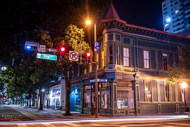 Orlando Haunts Boos and Booze Haunted Pub Crawl - Alcohol planning: how to enjoy the bars without losing control
