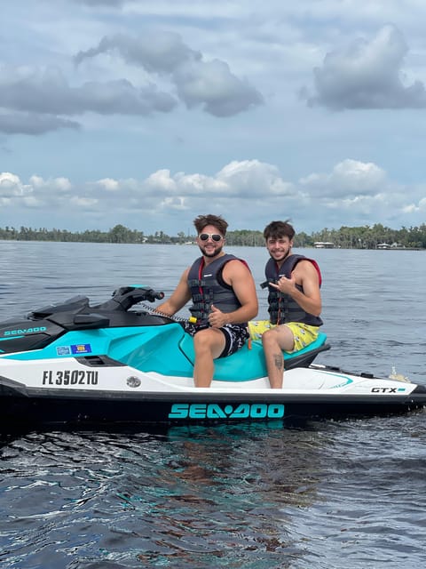 Orlando: Jet Ski Experiences - Getting ready: tutorial, safety briefing, and the temporary boating certificate