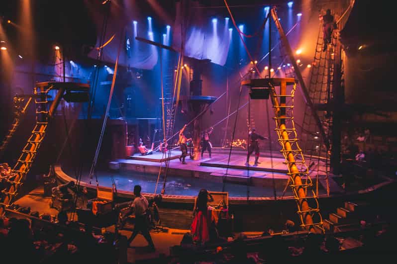 Orlando: Pirates Adventure Dinner Show with Drinks - Aboard an 18th-Century Galleon Replica in Orlando