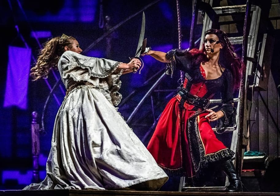 Orlando: Pirates Adventure Dinner Show with Drinks - The Interactive Live Performance: How Audience Participation Works