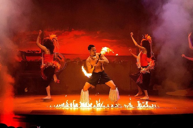 Orlando Polynesian Fire Luau and Dinner Show Experience - Buffet dinner: good timing, mixed reviews, and what to expect