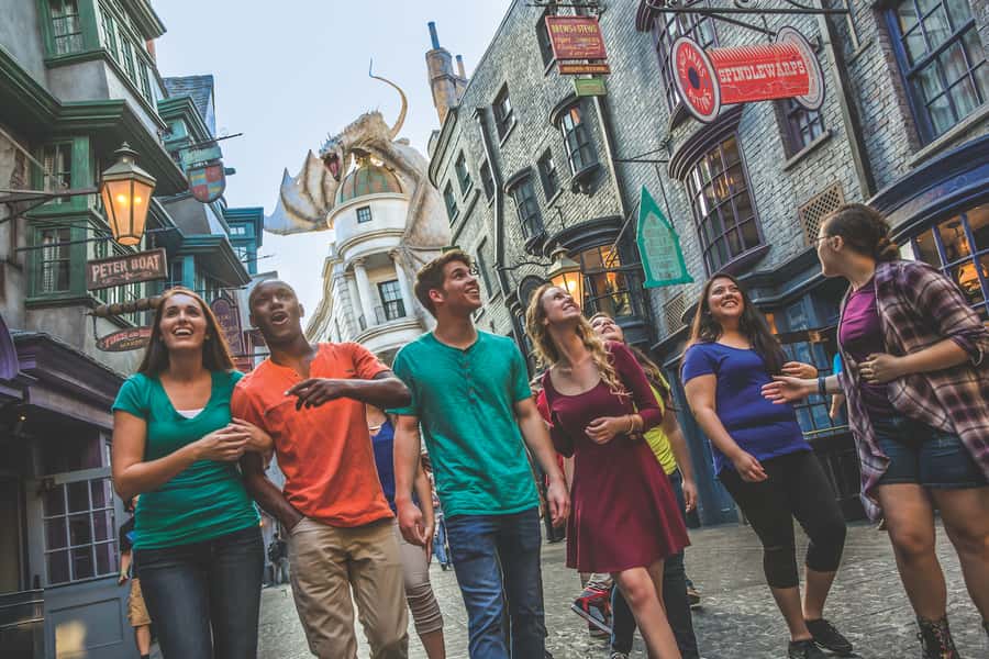 Orlando:Universal Studios 2-Park 1-Day VIP Experience Ticket - Meals that actually save time: breakfast and lunch