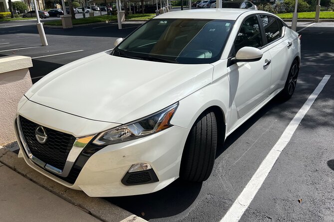 Private Chauffeur: MCO Airport to Orlando Resort Area Hotels - The ride itself: comfort, WiFi, and getting your bearings