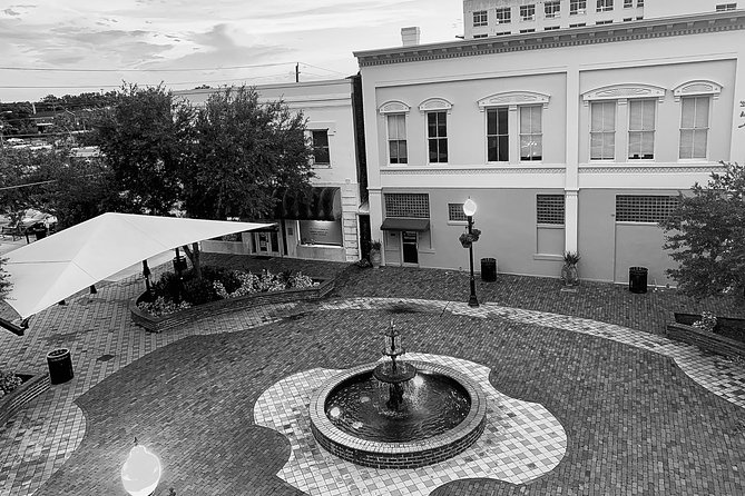 Sanford Ghost Tour - Price and value: $28.75 for a small-group night walk