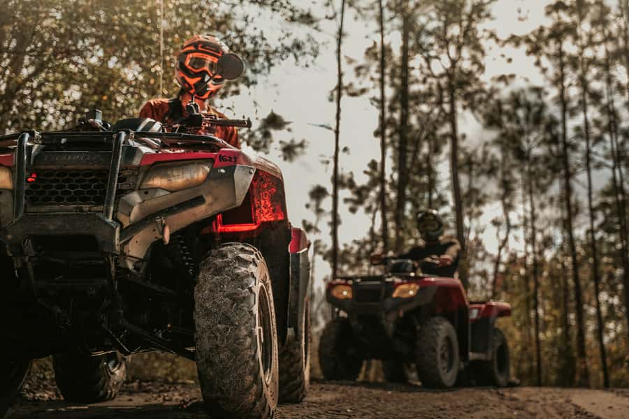 Single-seat ATV Adventure - 1 Hour - Before the engine starts: gear, briefing, and how safety works