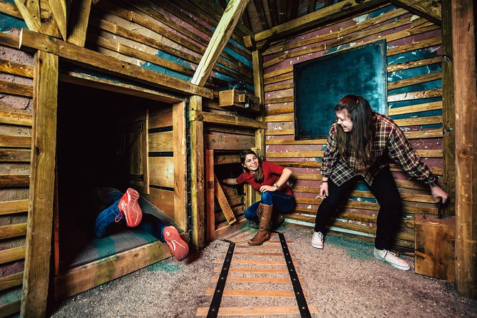The Escape Game Orlando: Epic 60-Minute Adventures on I-Drive - Choosing your guide and using hints the right way