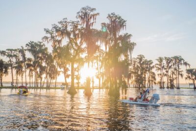Tour of Lakes Escape by Personal Catamaran - What 2 Hours on the Water Actually Feels Like