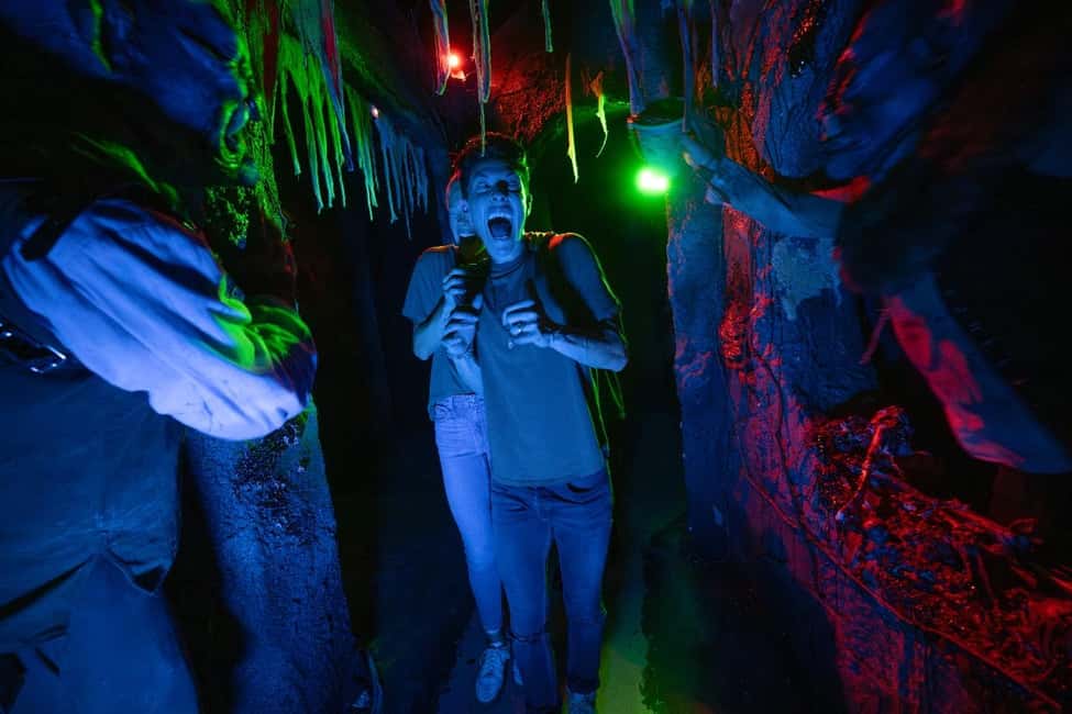 Universal Orlando Resort: Halloween Horror Nights - Haunted Houses and Scare Zones: How to See More Than a Few